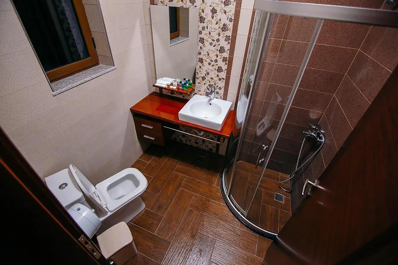 Hotel Rikuest Qender Bulgarec